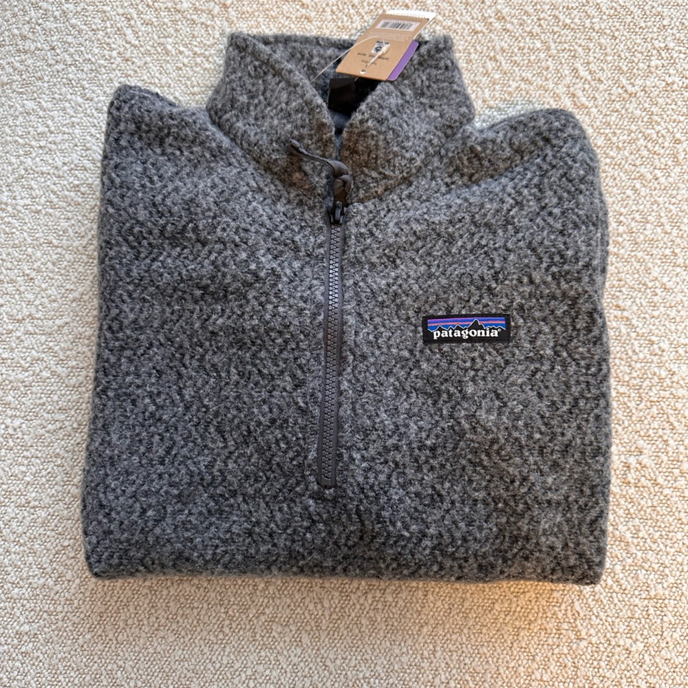 NWT Patagonia Half Zip